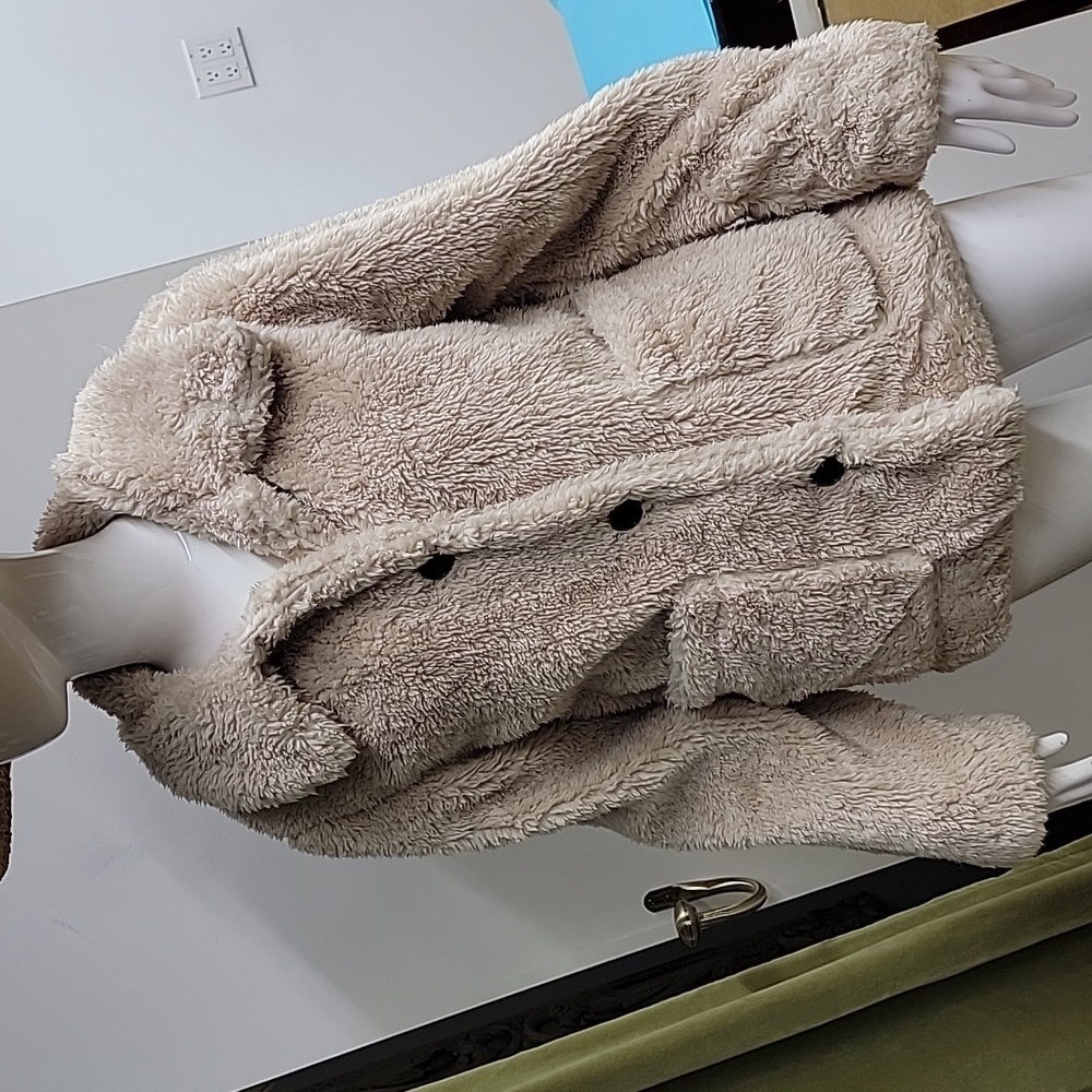 NWT Sanctuary Beige/Oatmeal Faux Fur Teddy Coat Oversized Size Medium